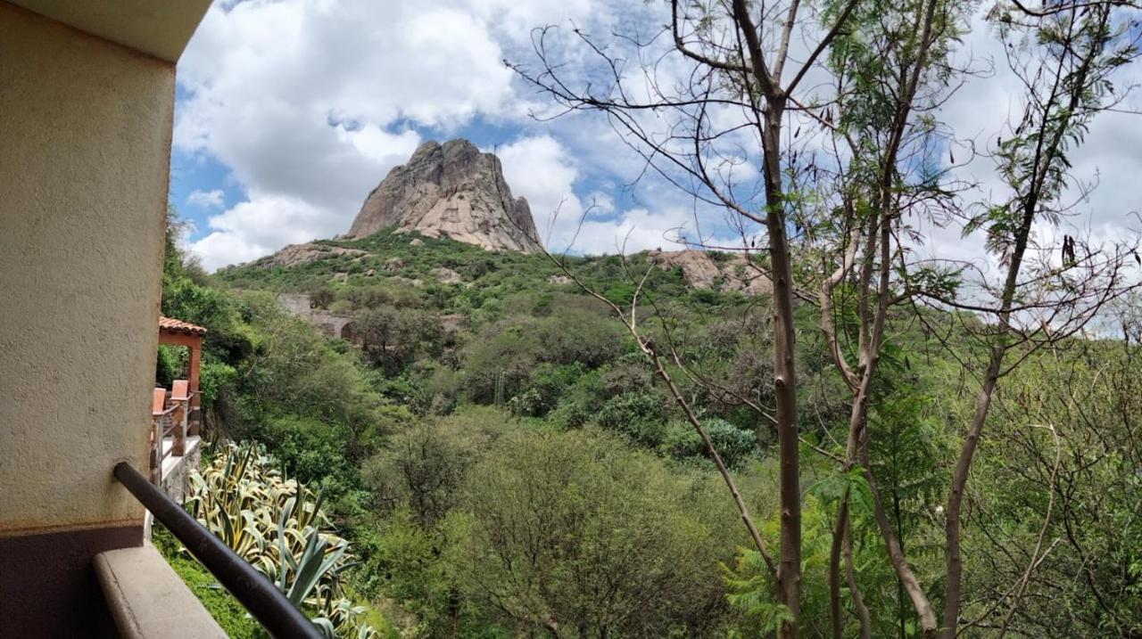 Hotel Casa Del Arbol Bernal Kültér fotó