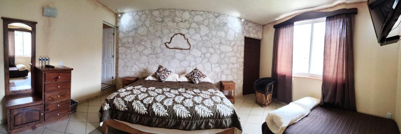 Hotel Casa Del Arbol Bernal Kültér fotó
